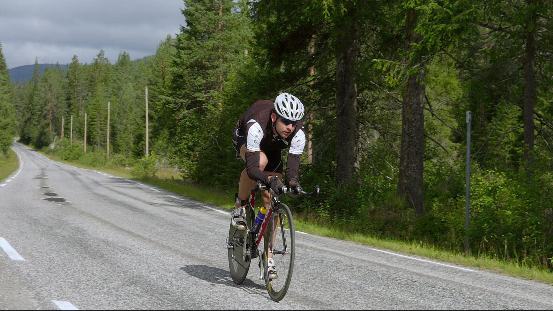 世界田径大奖赛中国站落幕，谢震业再创佳绩，田径世界冠军是谁